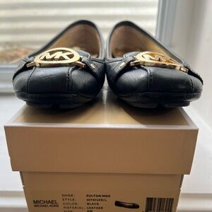 Black Michael Kors flats